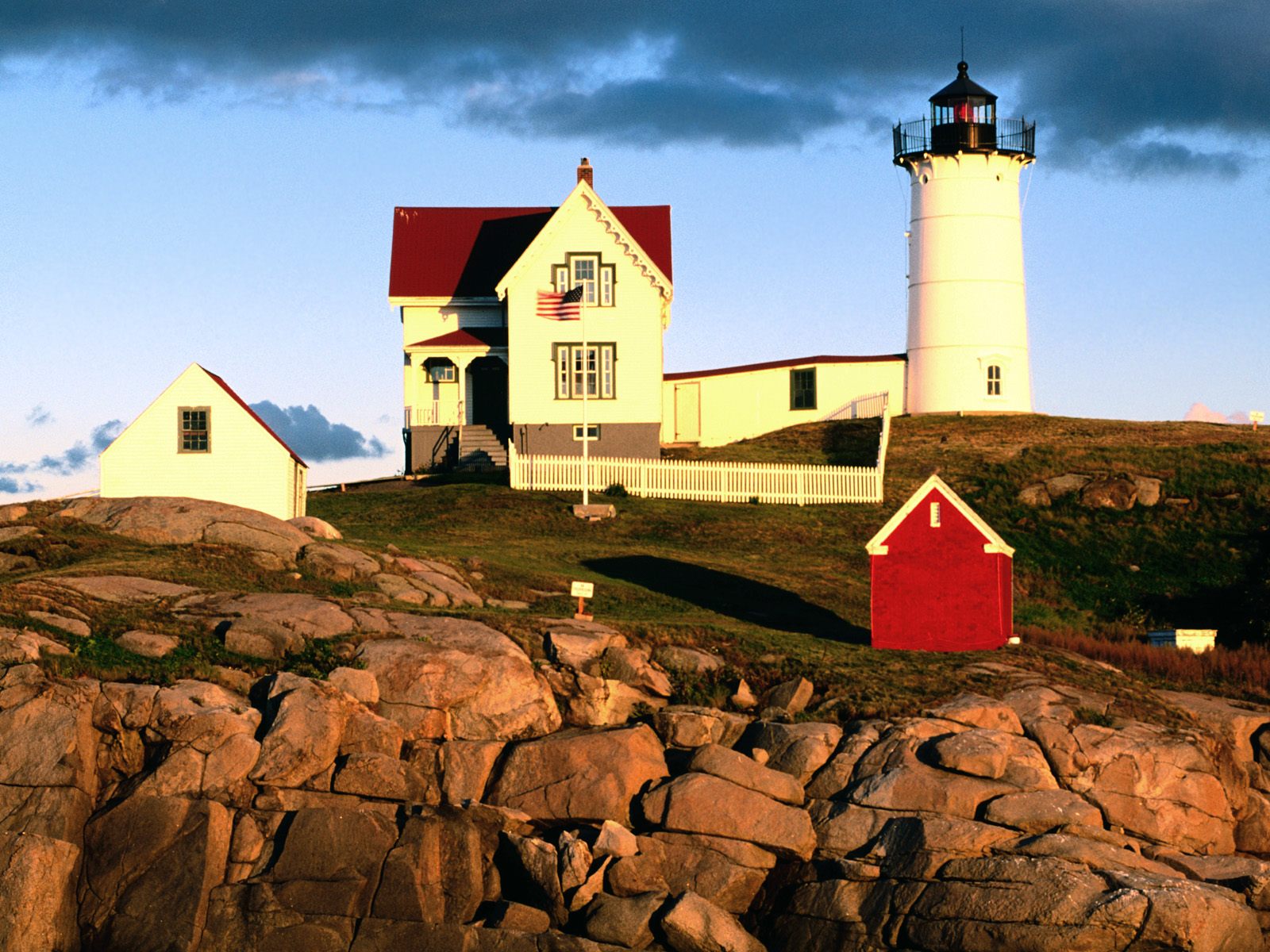 York Maine Photo Nubble Lighthouse Cape Neddick Wallpaper