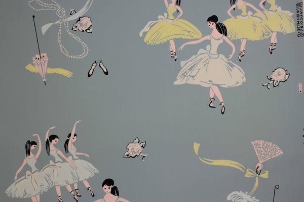 Vintage Ballerina Wallpaper