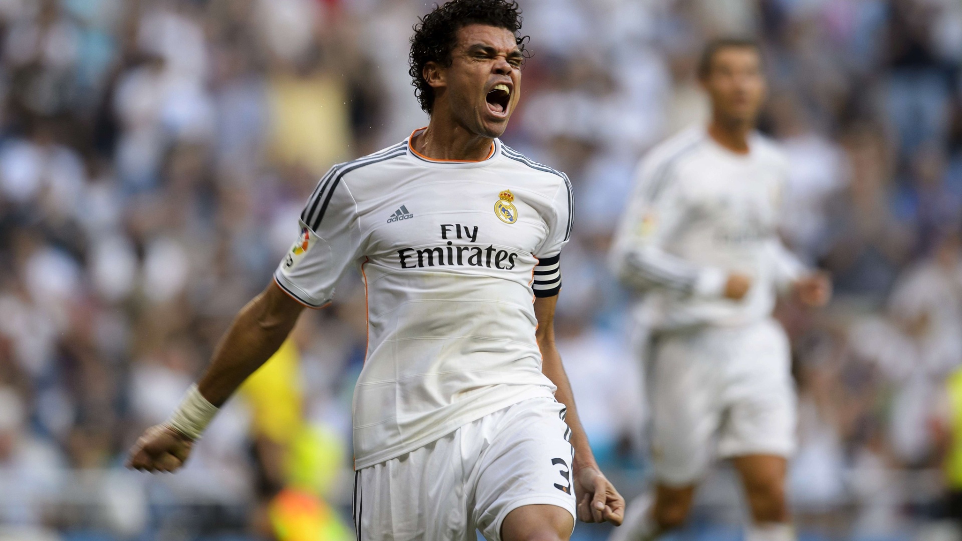Pepe: 'Of course' I'd like Cristiano Ronaldo to come to Besiktas - Eurosport