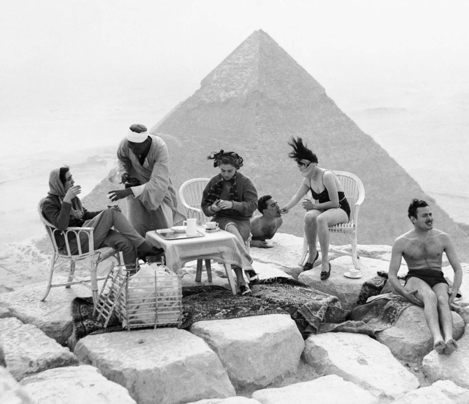Early Tourists Visiting The Pyramids And Ruins Of Ancient