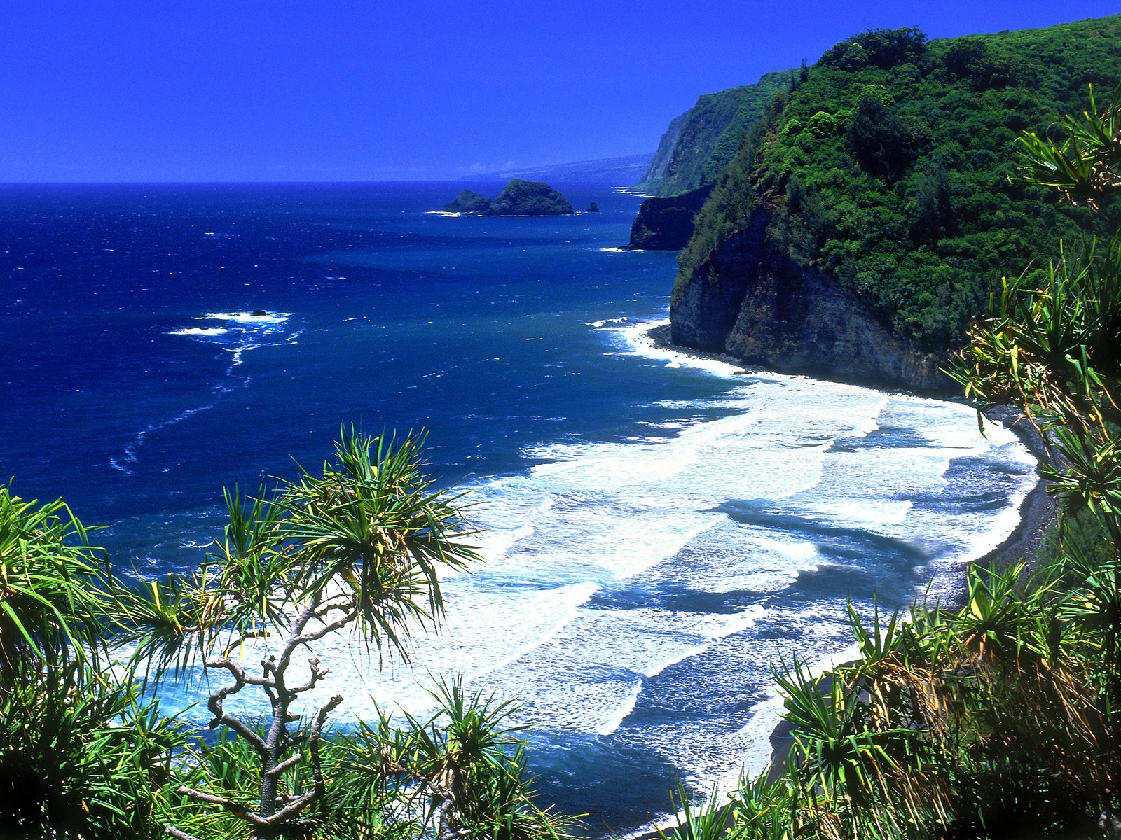 Hilly Areas Of The World Hawaii Beache