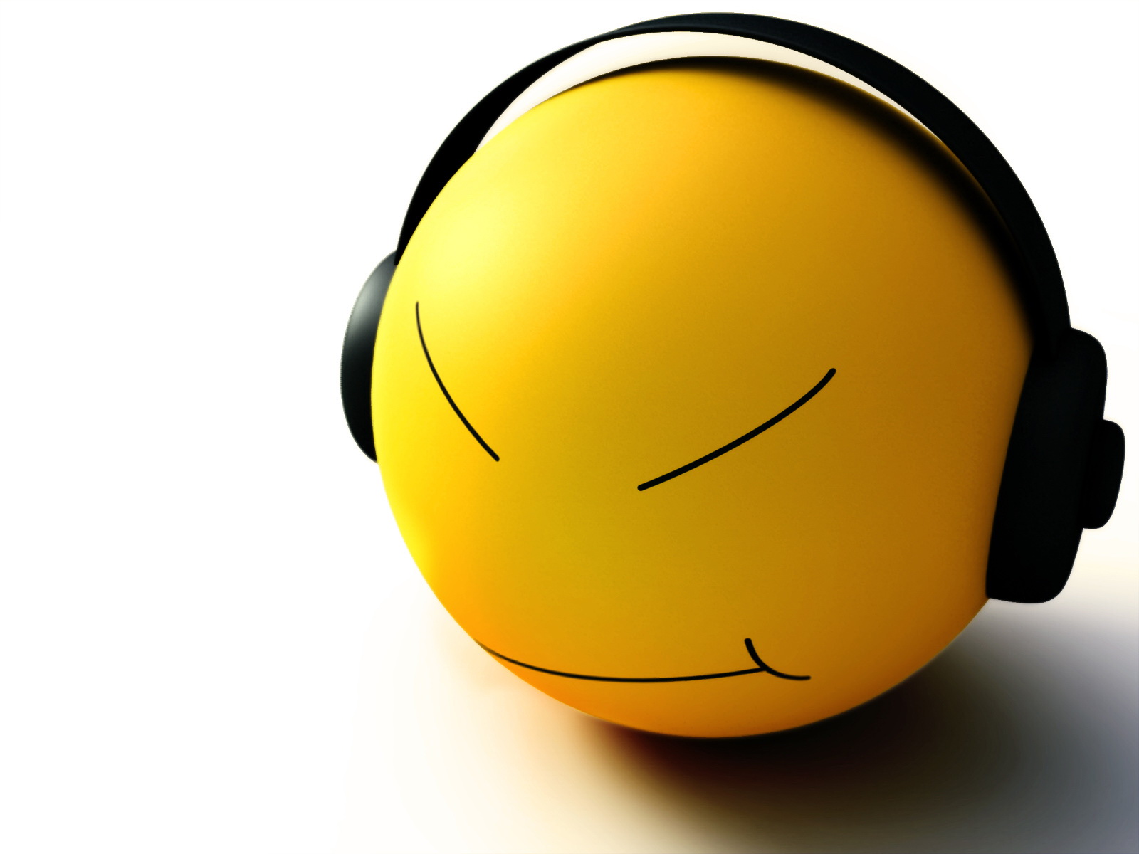 13 Beautiful High Resolution Smiley Wallpapers For Your Desktops
