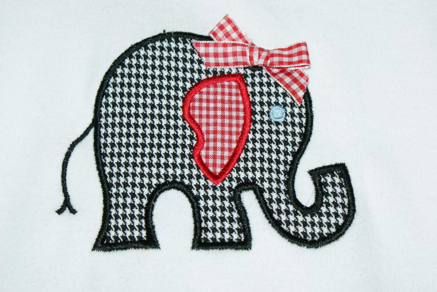 Alabama Houndstooth Bib And Burp Cloth With Personalization Sit Atop