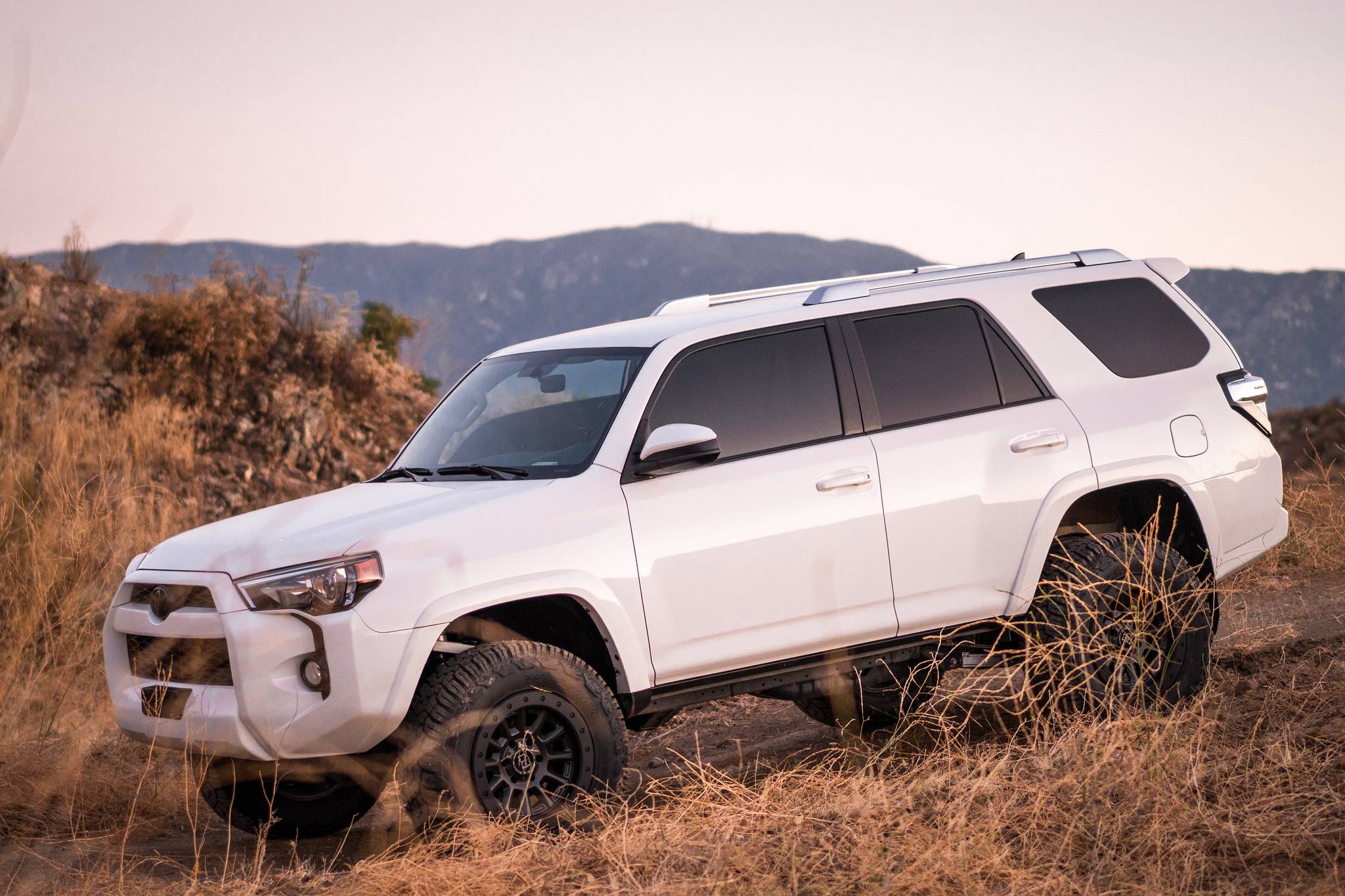 Free download Toyota 4Runner background HD Image 3 on WallpapersQQ ...