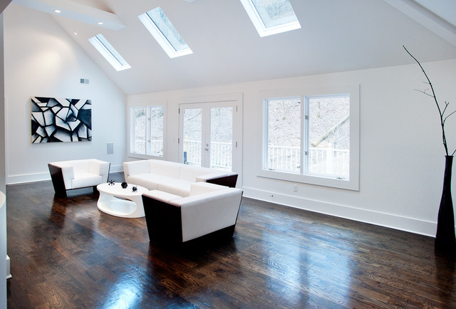 Sherwin Williams Extra White Modern Living Room