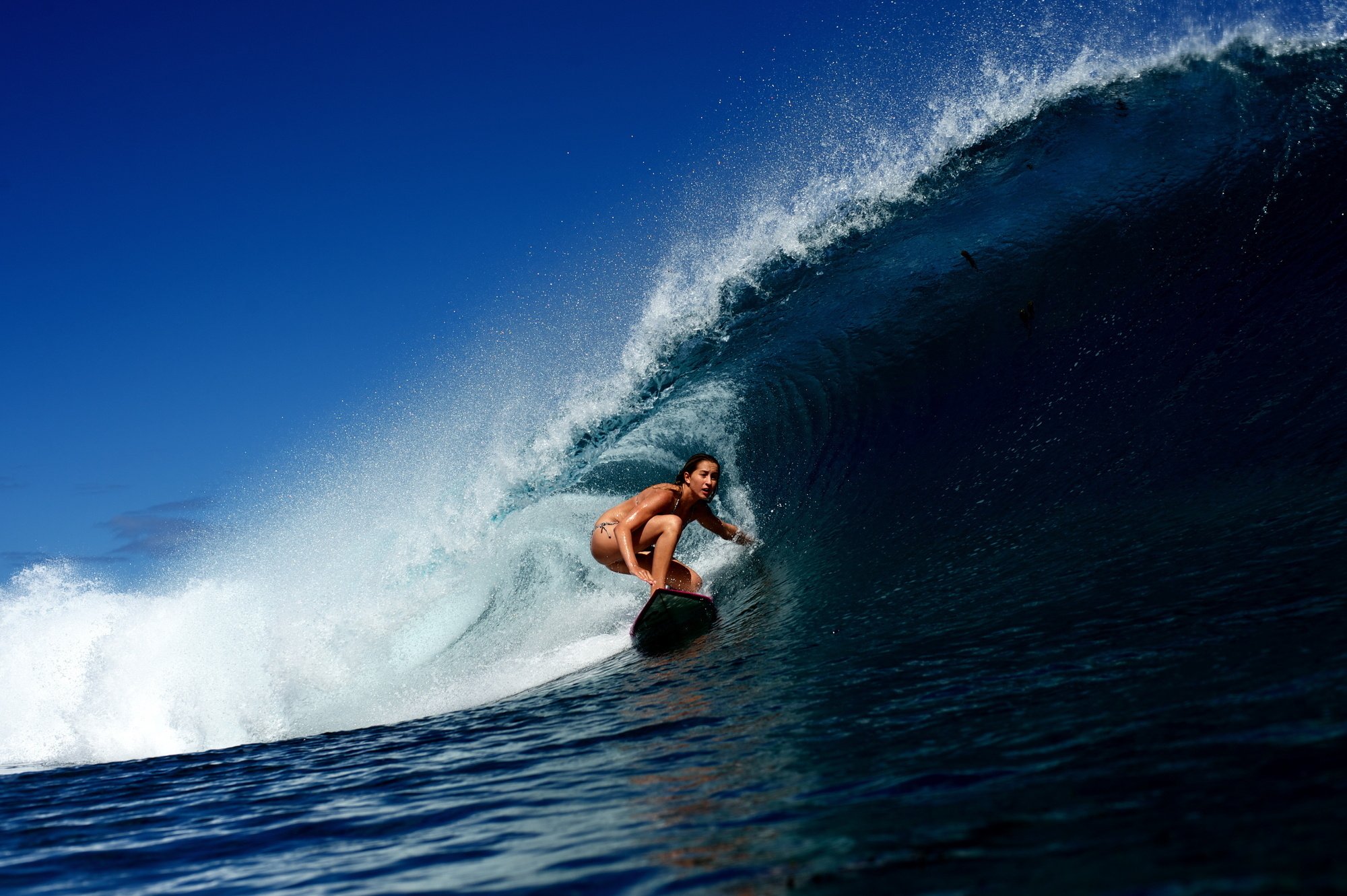 Wave Surfing Girl Ocean Bikini Sexy Babe Wallpaper