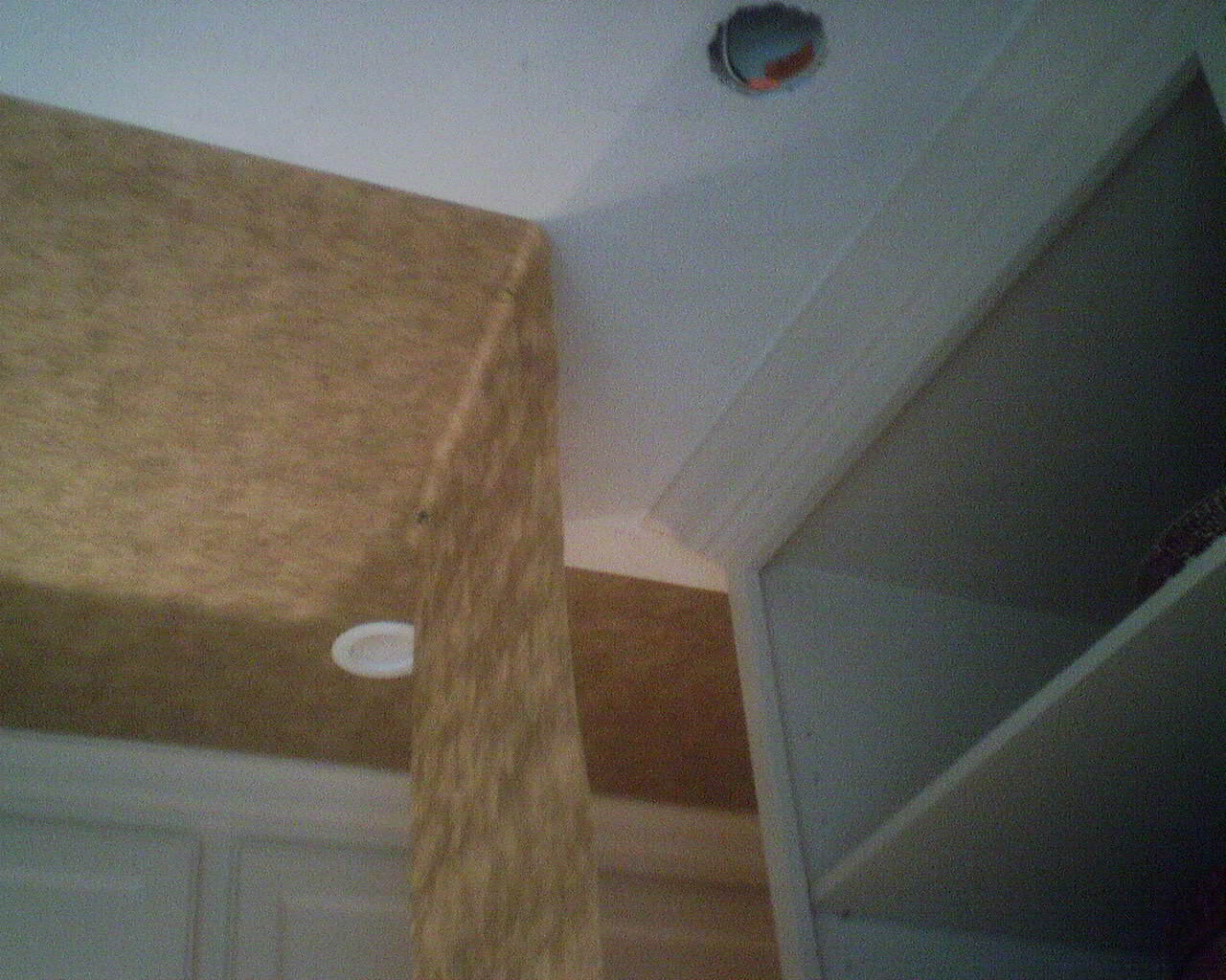 Wallpapering A Ceiling With Just One Person Wallpaperlady S