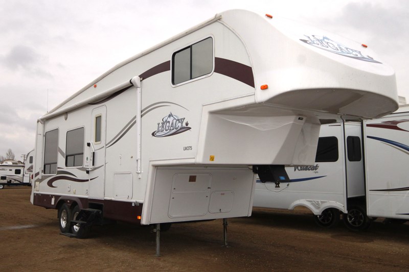 Free download Trailers for sale in Saskatchewan HD Wallpaper [800x533