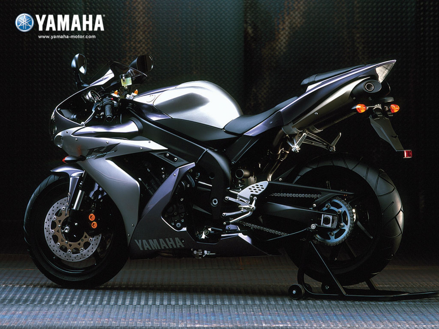 HD Wallpaper Yamaha Motorcycle Puter By