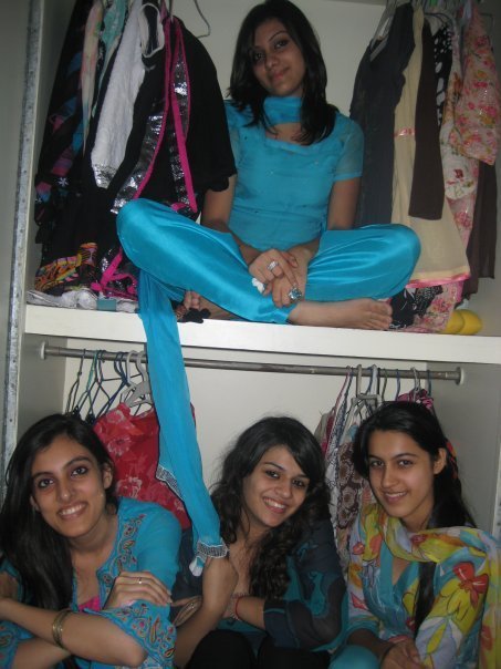 Funfundaa Hot And Sexy Pakistani Babes Photos Wallpaper