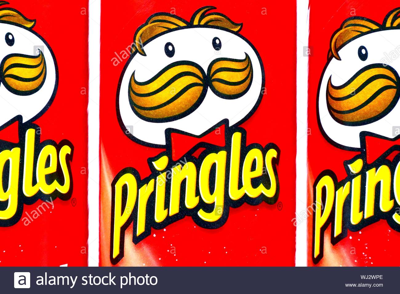 🔥 Free download PRINGLES Original Potato Chips on white background ...