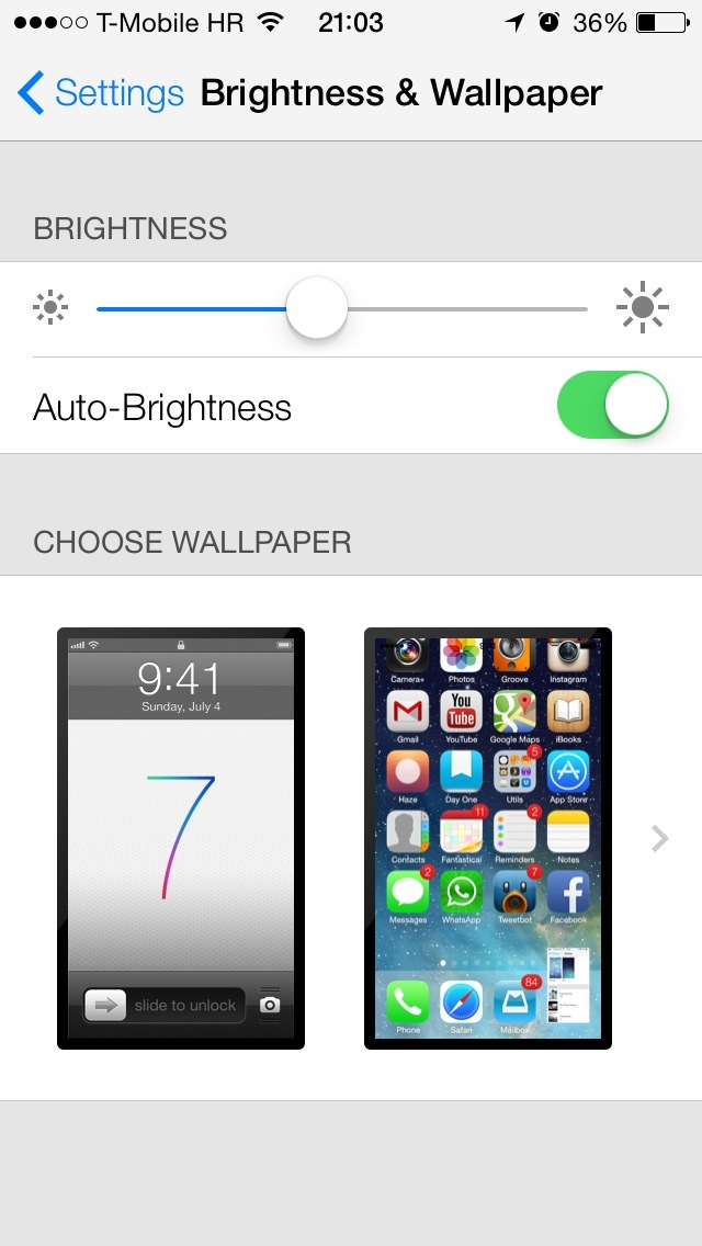 New in iOS 7 dynamic and panoramic wallpapers