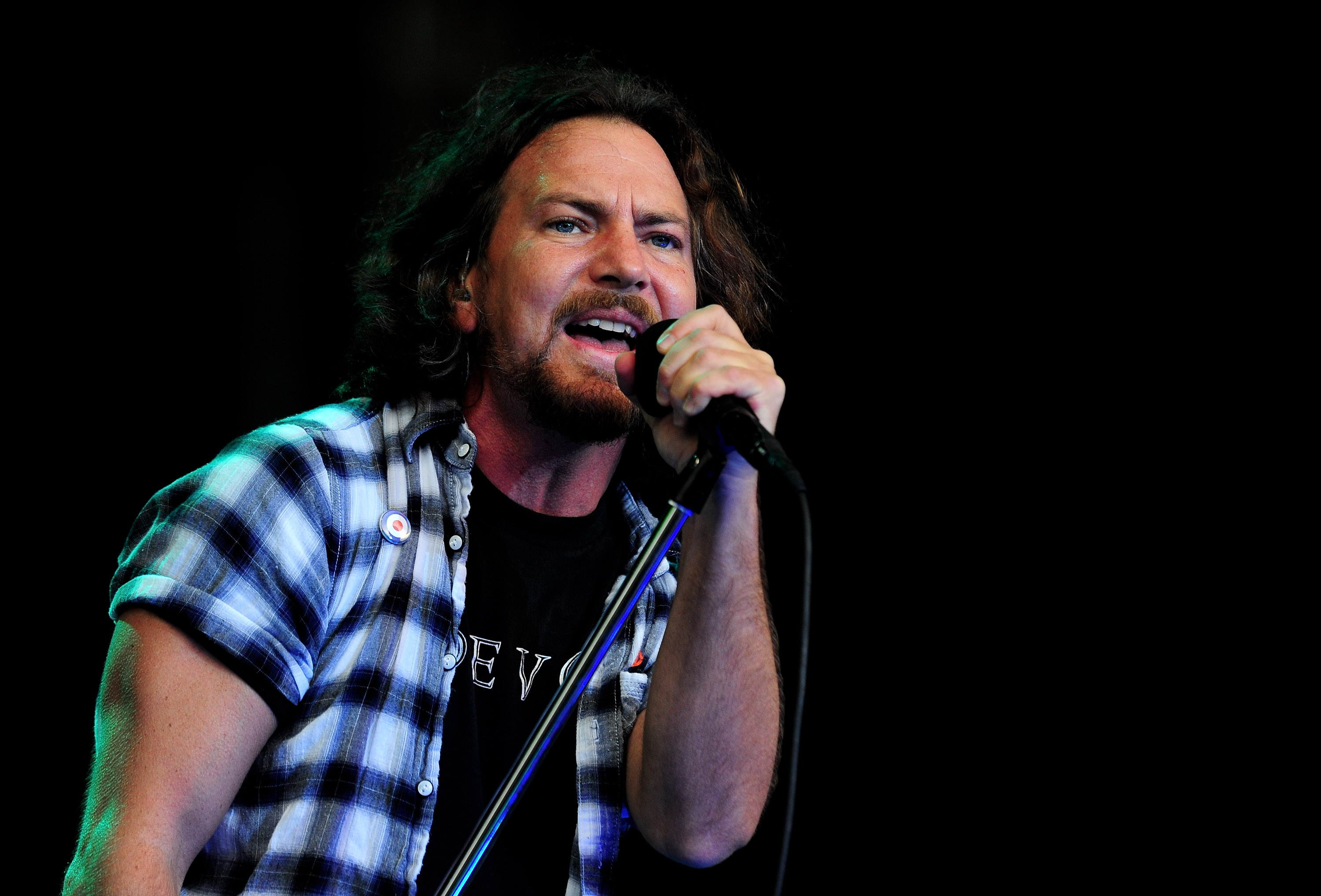 Eddie Vedder's new single, The Long Way, features a backing band of Red Hot  Chili Peppers and Heartbreakers members | Guitar World
