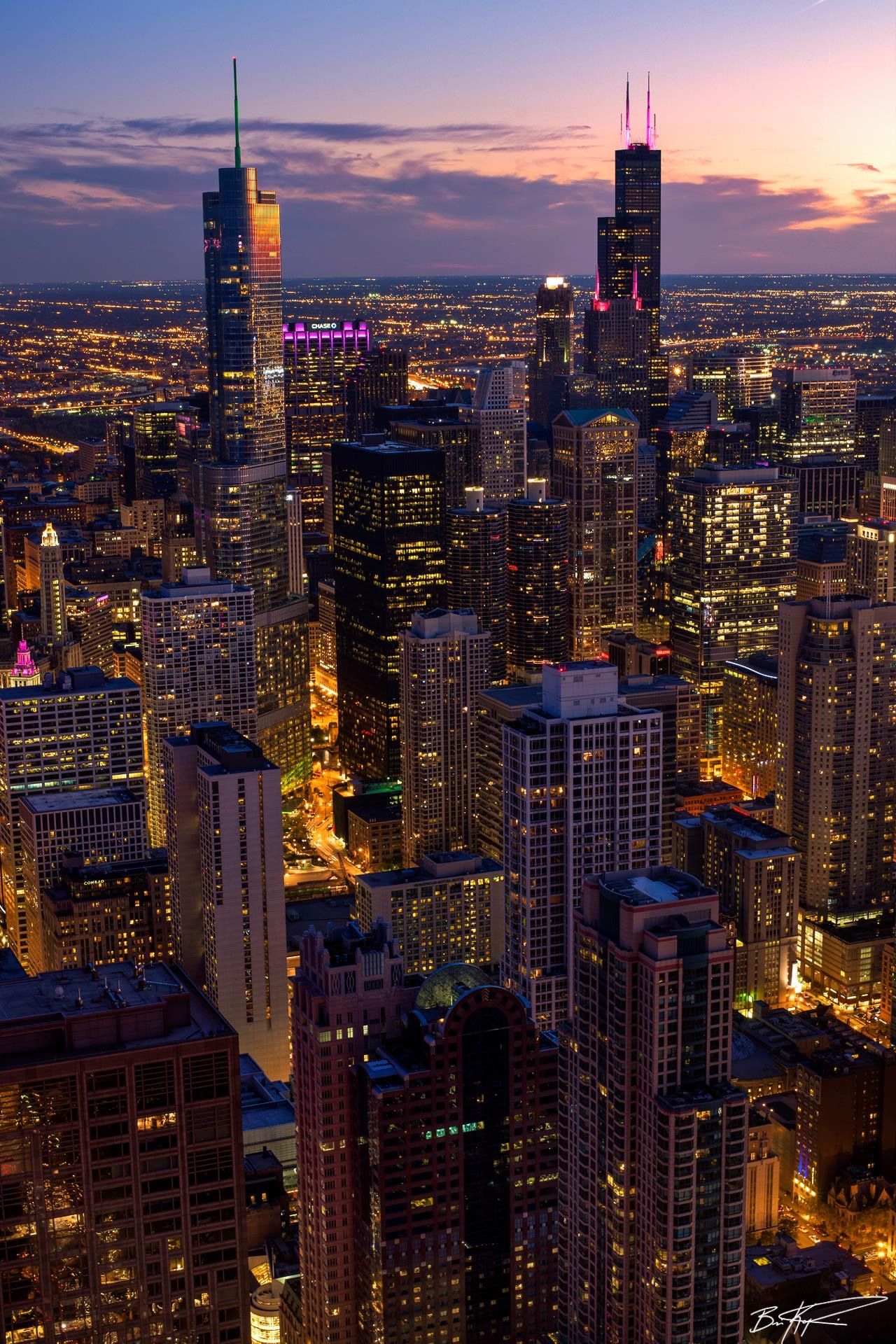 Night City Aesthetic Wallpaper