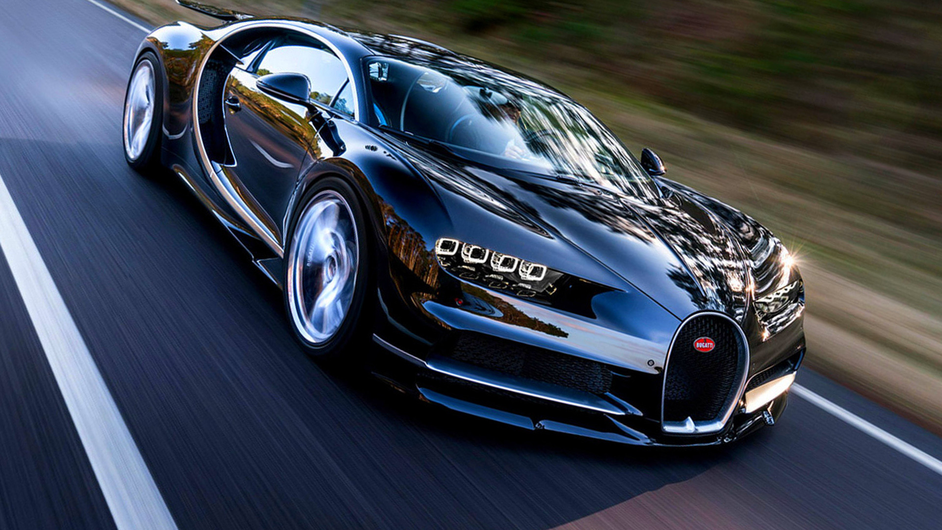 Bugatti Chiron Super Sport speeding down a highway