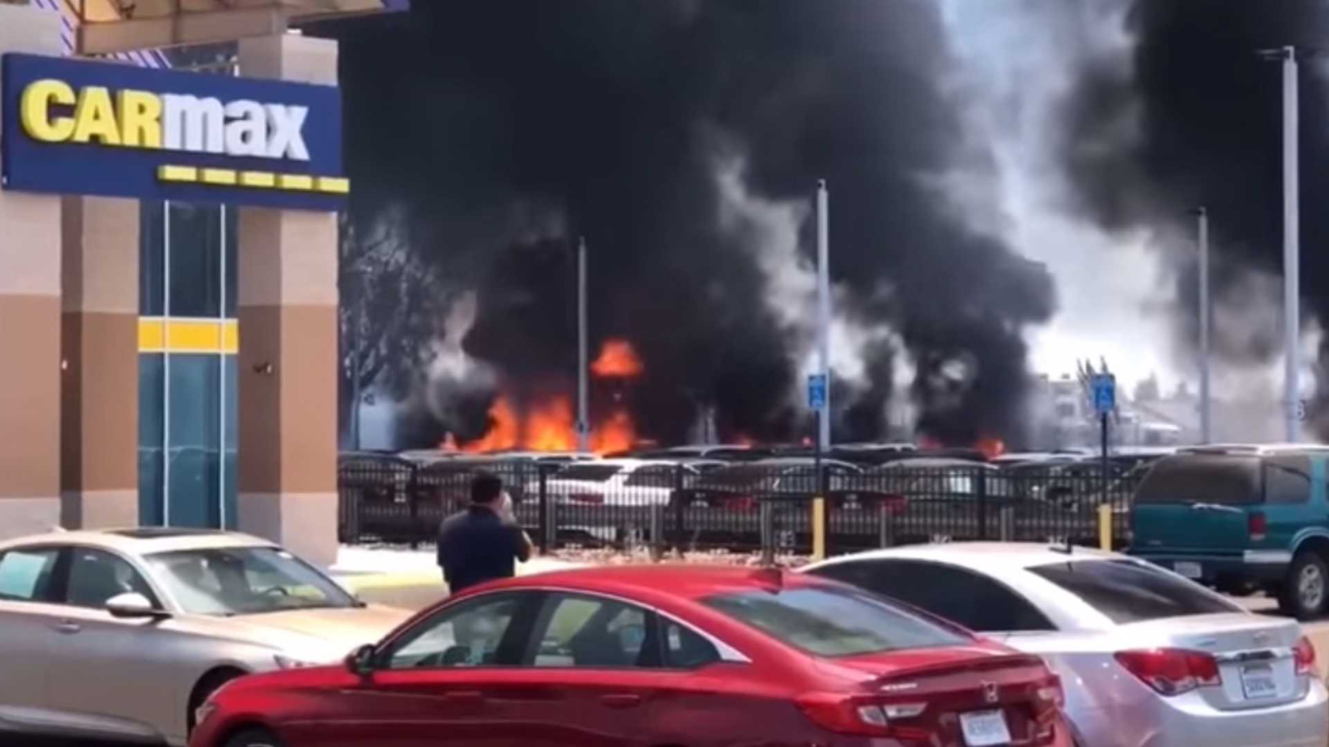 Semi Allegedly Sparks Fire Burns Cars At Carmax Dealership