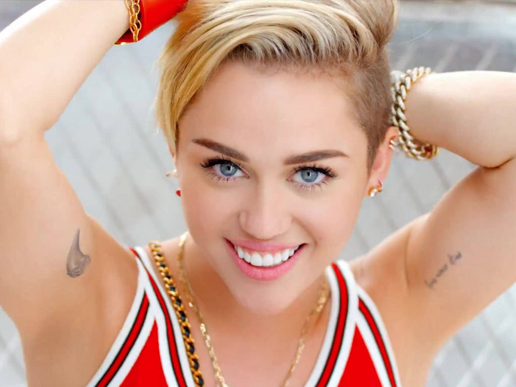 Miley Cyrus Wallpaper