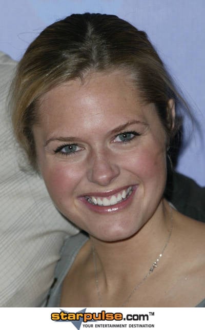 Maggie Lawson   Photo Colection