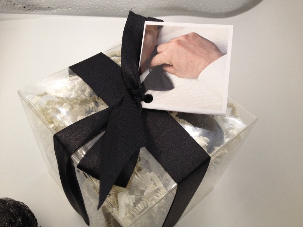 Amazon Black Tie Gift Set With Bath Bomb Fizzies Shea