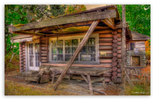 Download Tiny The Little Log Cabin wallpaper