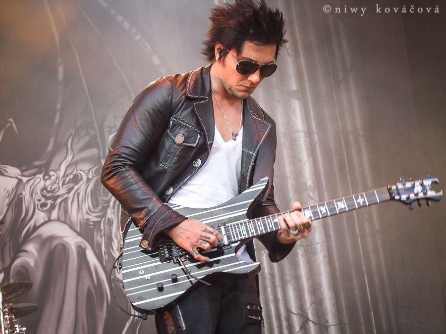 Synyster Gates 2016 Wallpapers 900x675