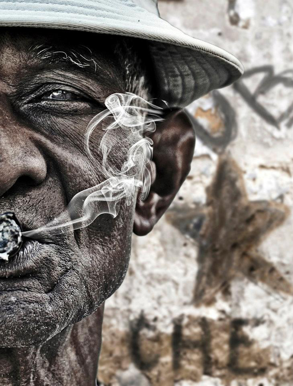 Old Face Black Man With A Cigarette Top Quality Wallpaper