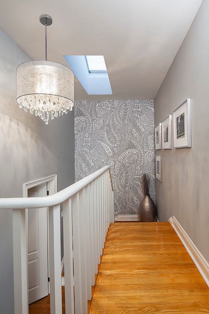 Chic Wallpaper In Gray With Paisley Pattern For The Staircase Wall