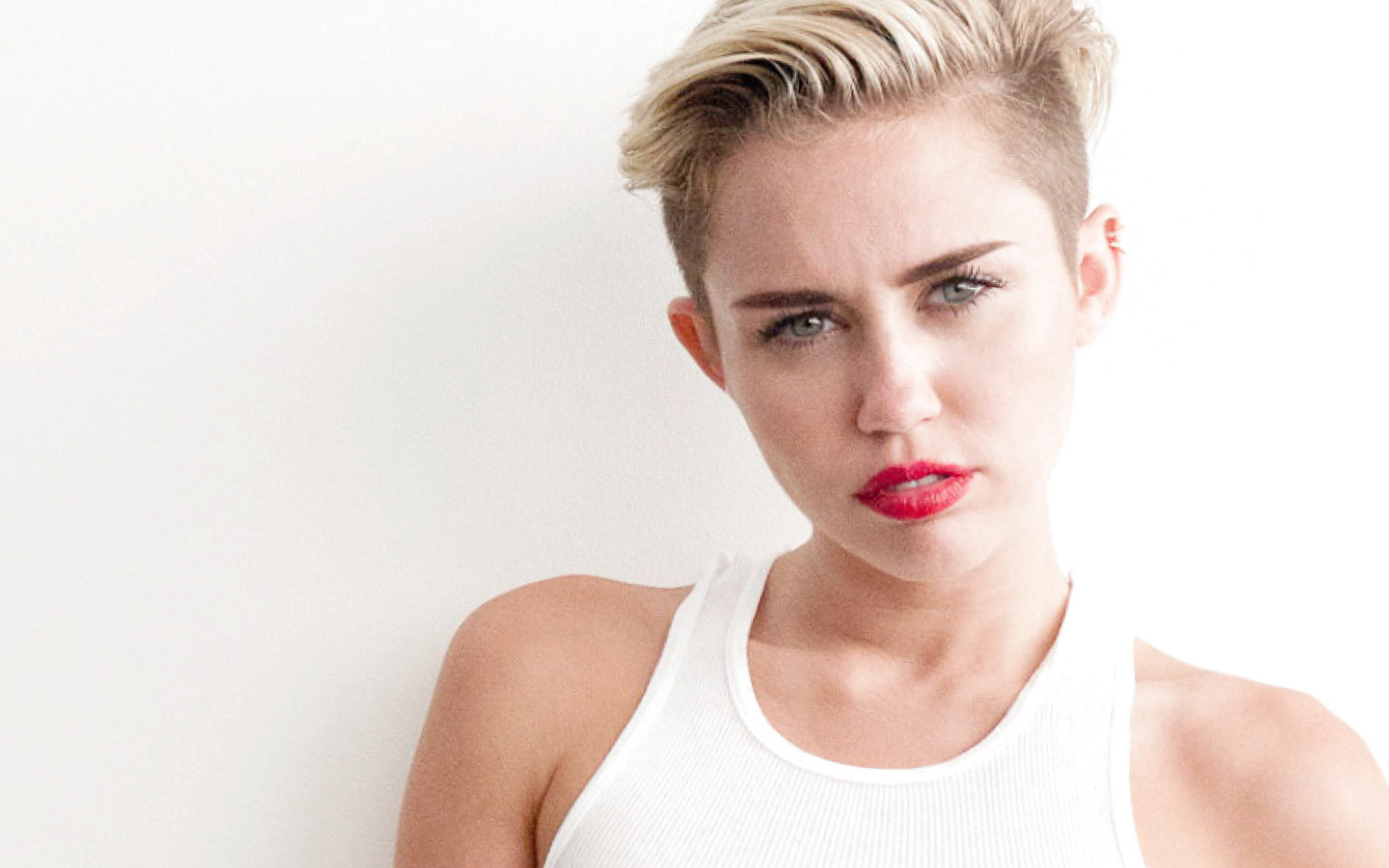 Miley Cyrus Hair Wallpaper