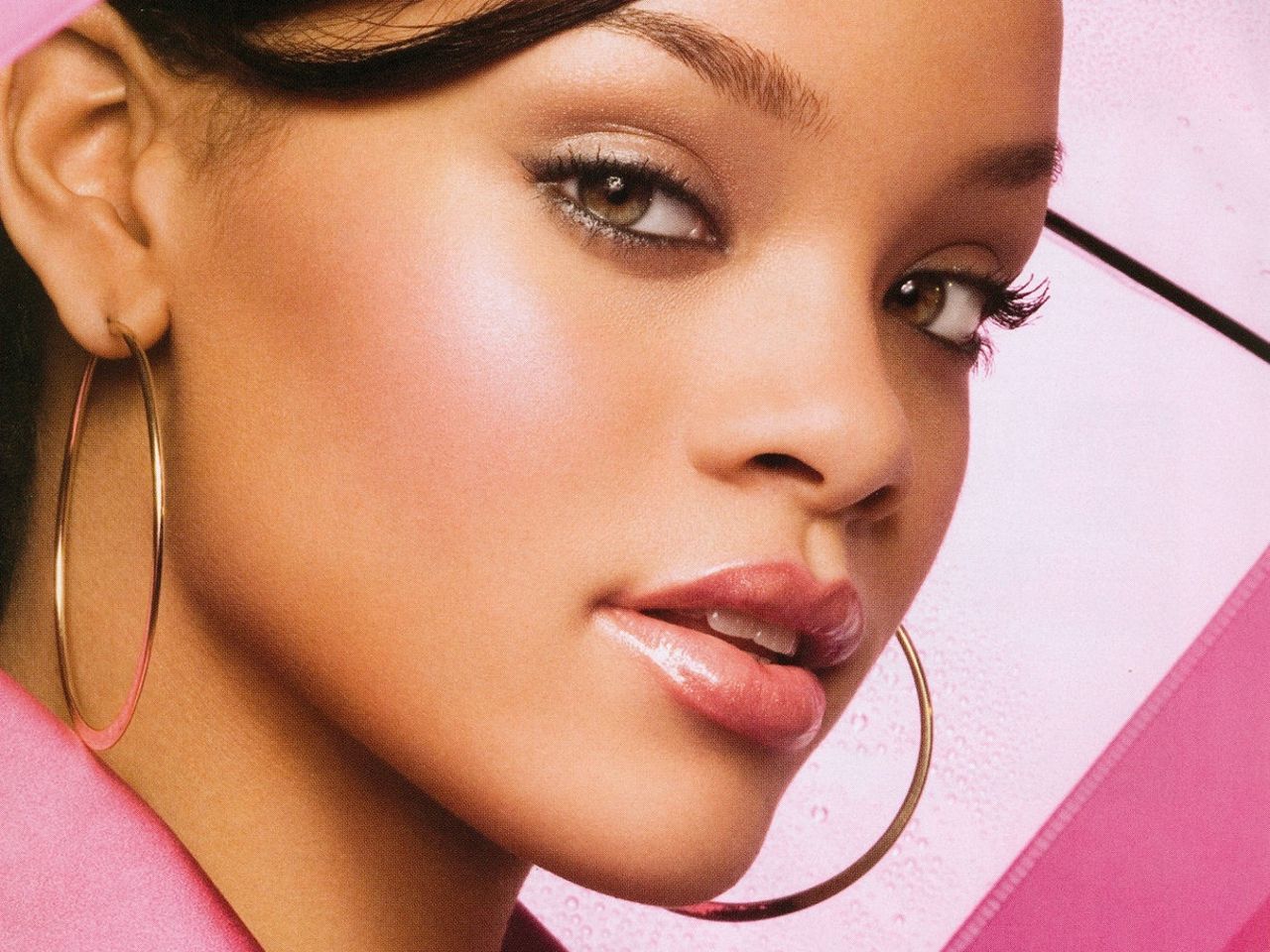 Rihanna Covergirl Fruit Spritzer With Image