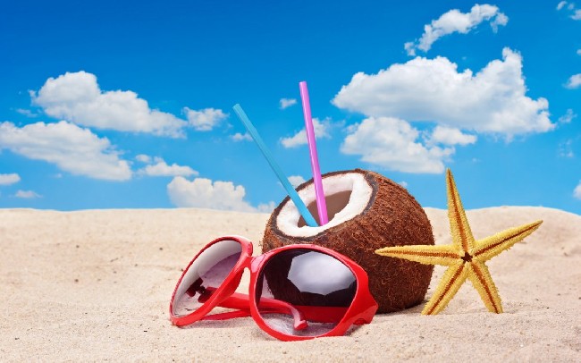 Cool Summer Holiday Wallpaper HD Here