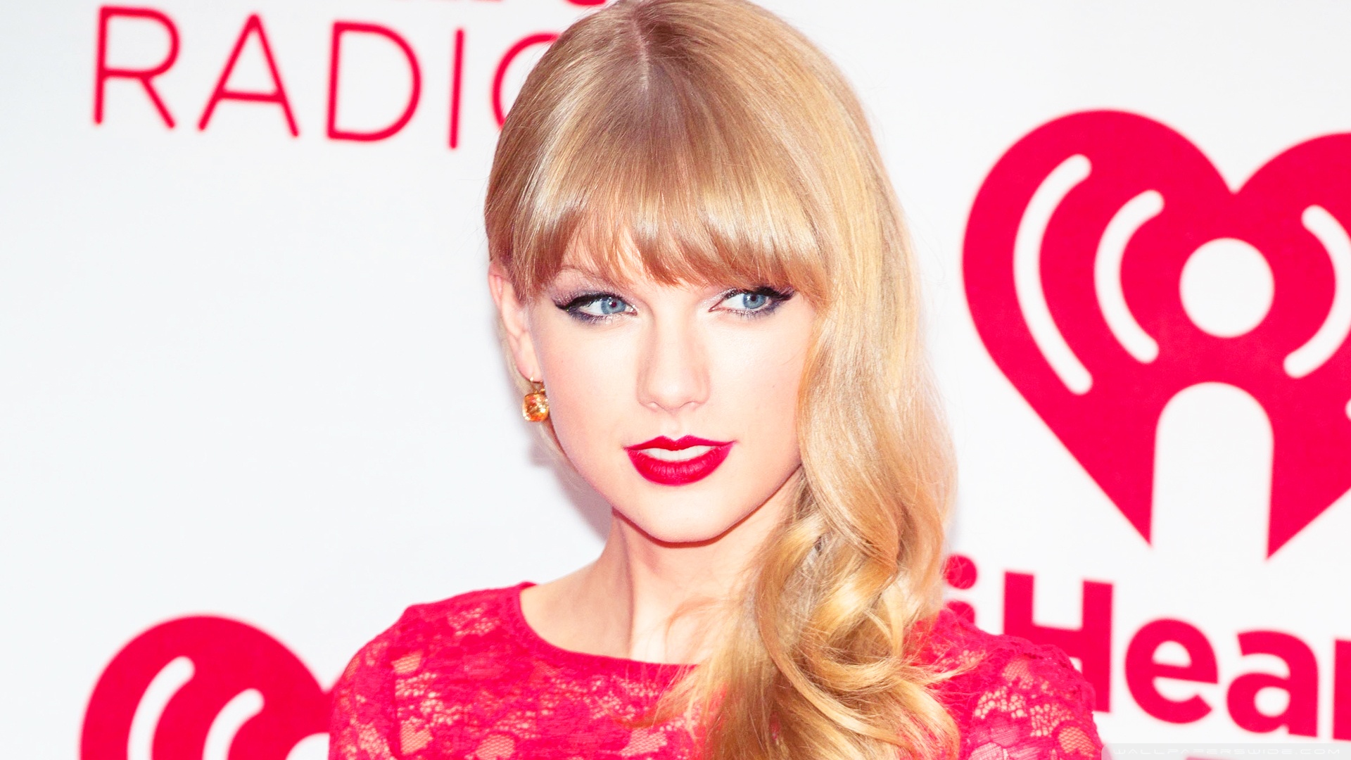 Taylor Swift In Red Dress Wallpaper