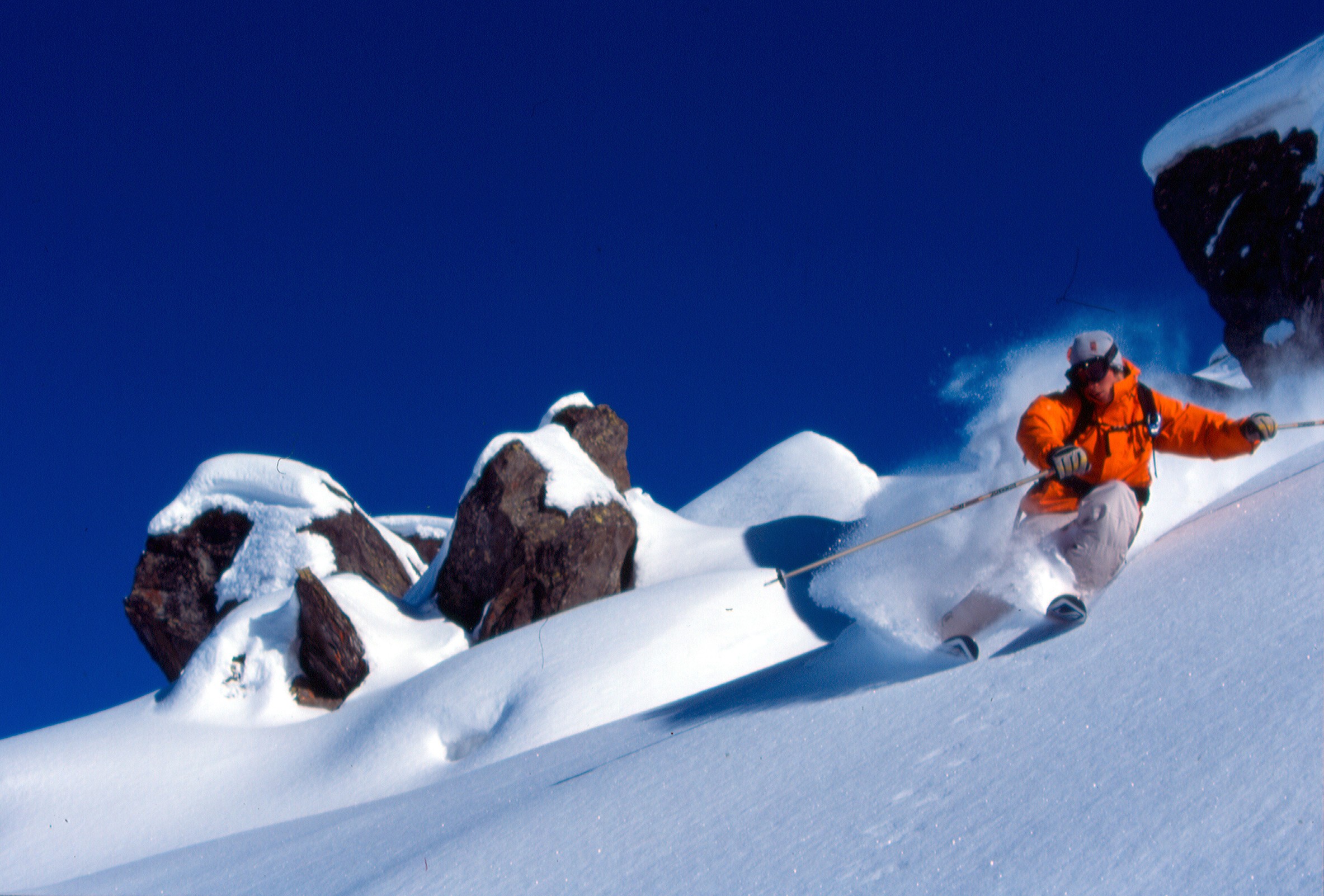 Guide To Late Season Skiing Powderbeds