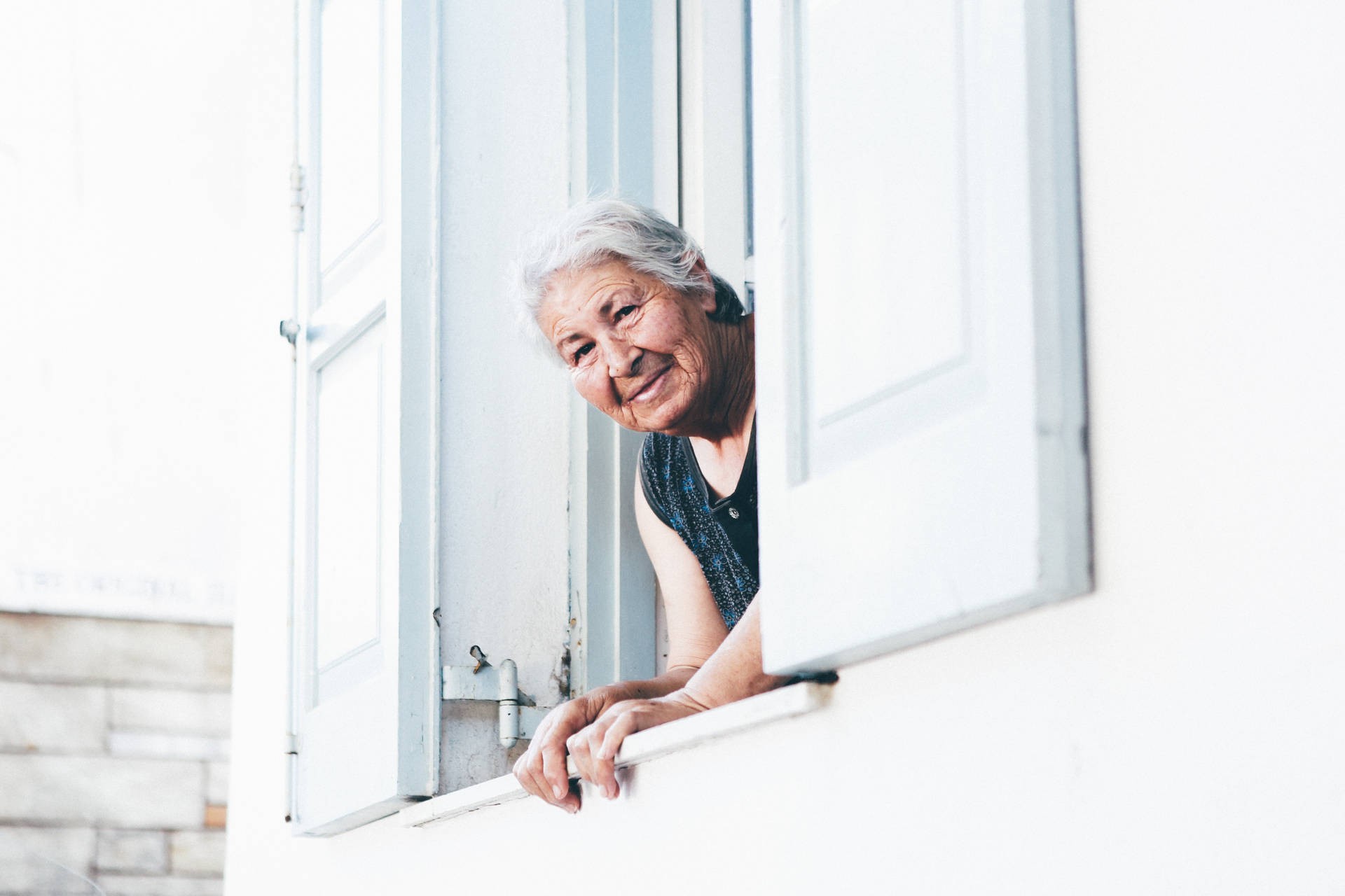 Elderly Woman Wallpaper