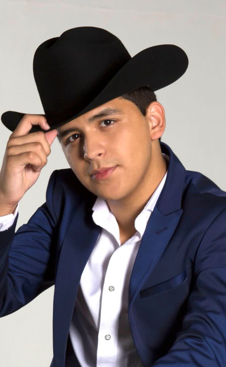 Christian Nodal Bio Age Height Weight Worth Facts And
