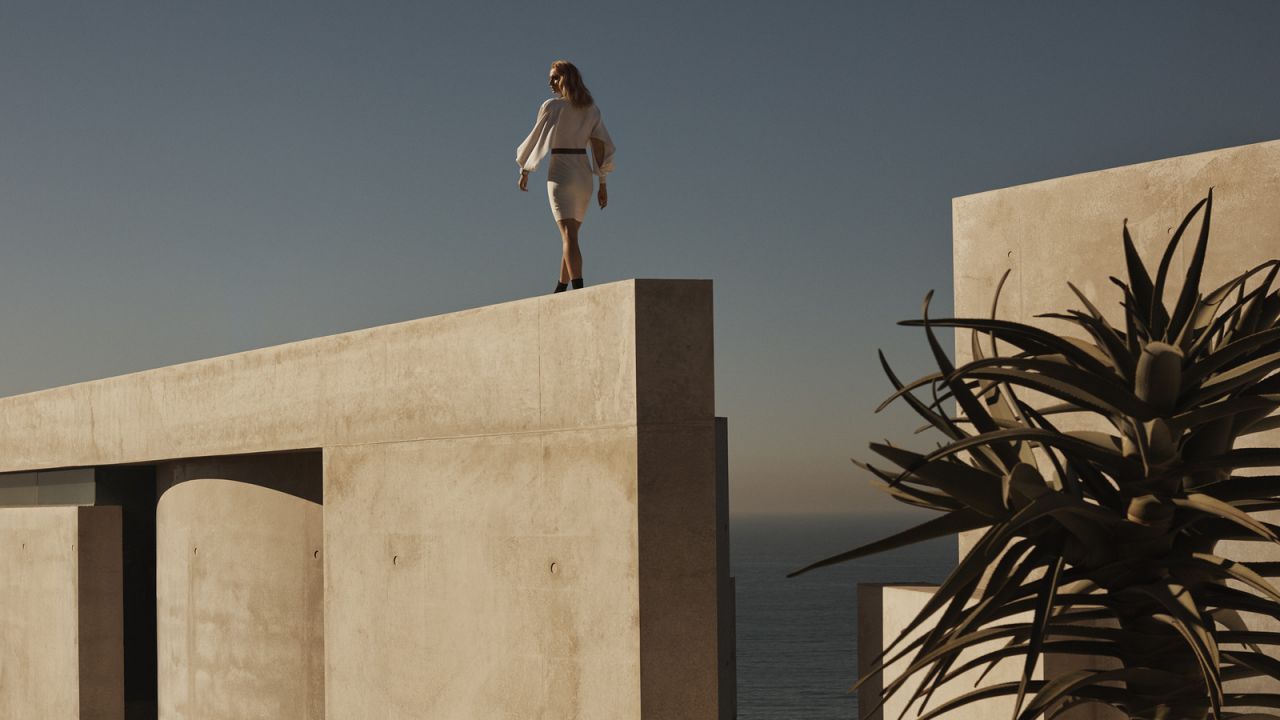 Sophie Turner Image Louis Vuitton Tambour Horizon