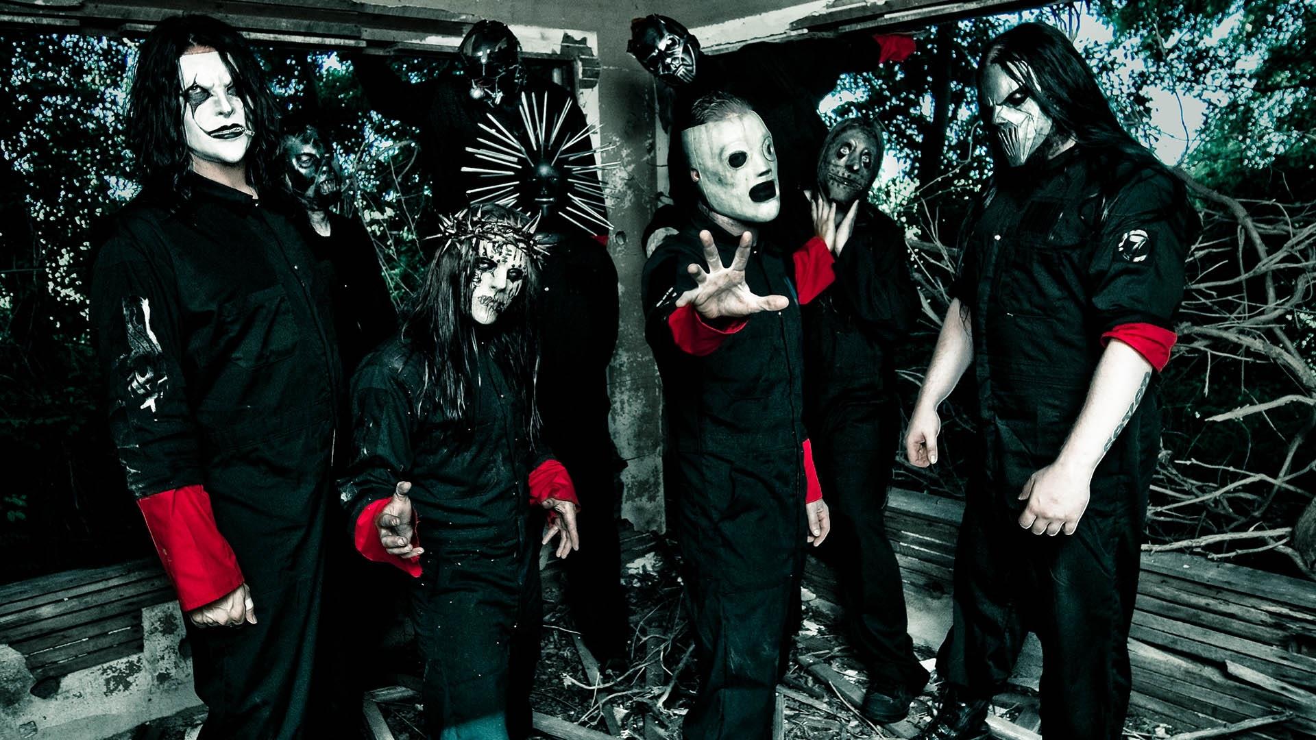 All 10 members of the band are having new masks for their latest album
