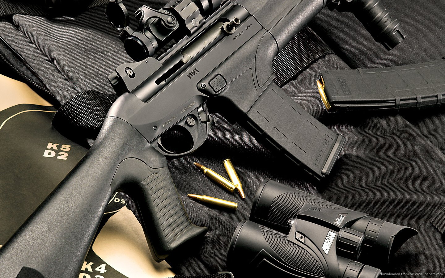 Download 1440x900 Colt M4 Rifle Shells And Binoculars Wallpaper