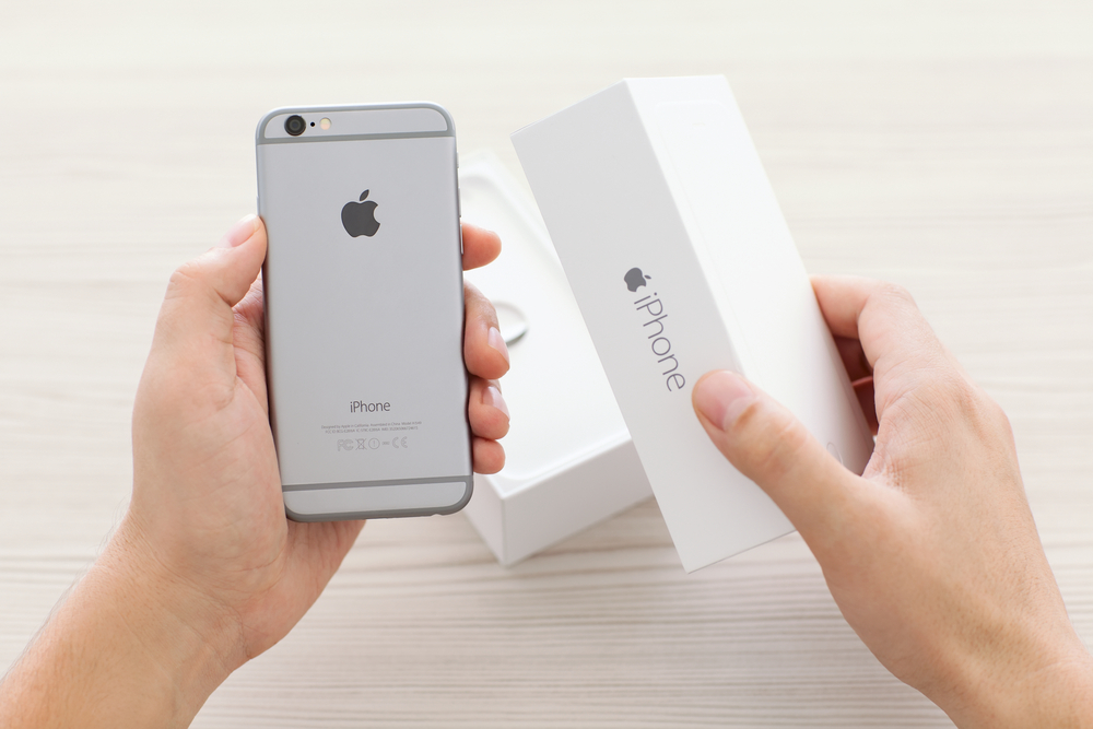 Yuk Intip Bagaimana Desain Box Kemasan iPhone 6s Plus Ngonoo