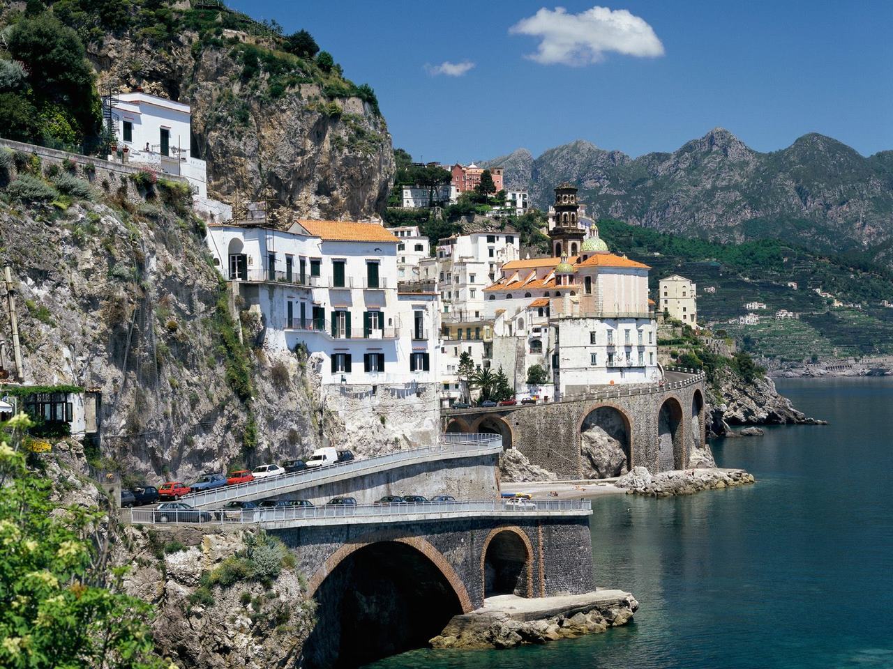 Italy Scenery Village Near Sea Wallpaper