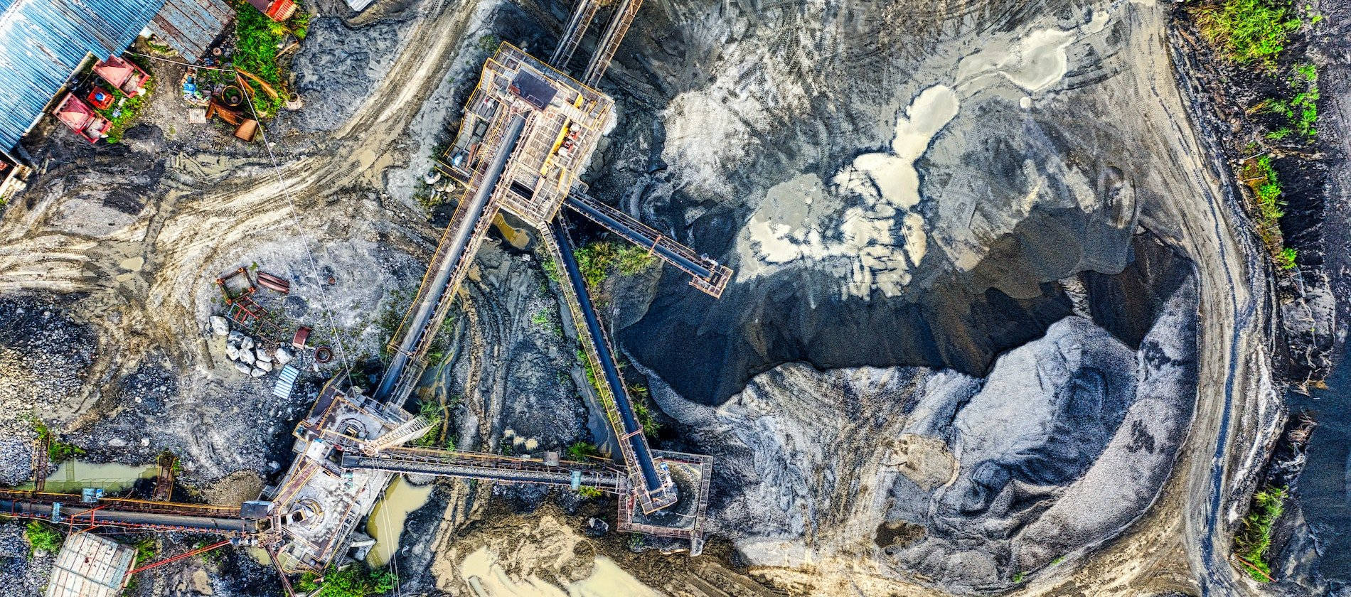Volatile Industry Top Photo Wallpaper