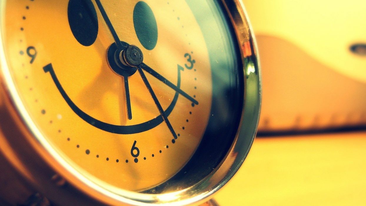 Clocks Smiling Wallpaper