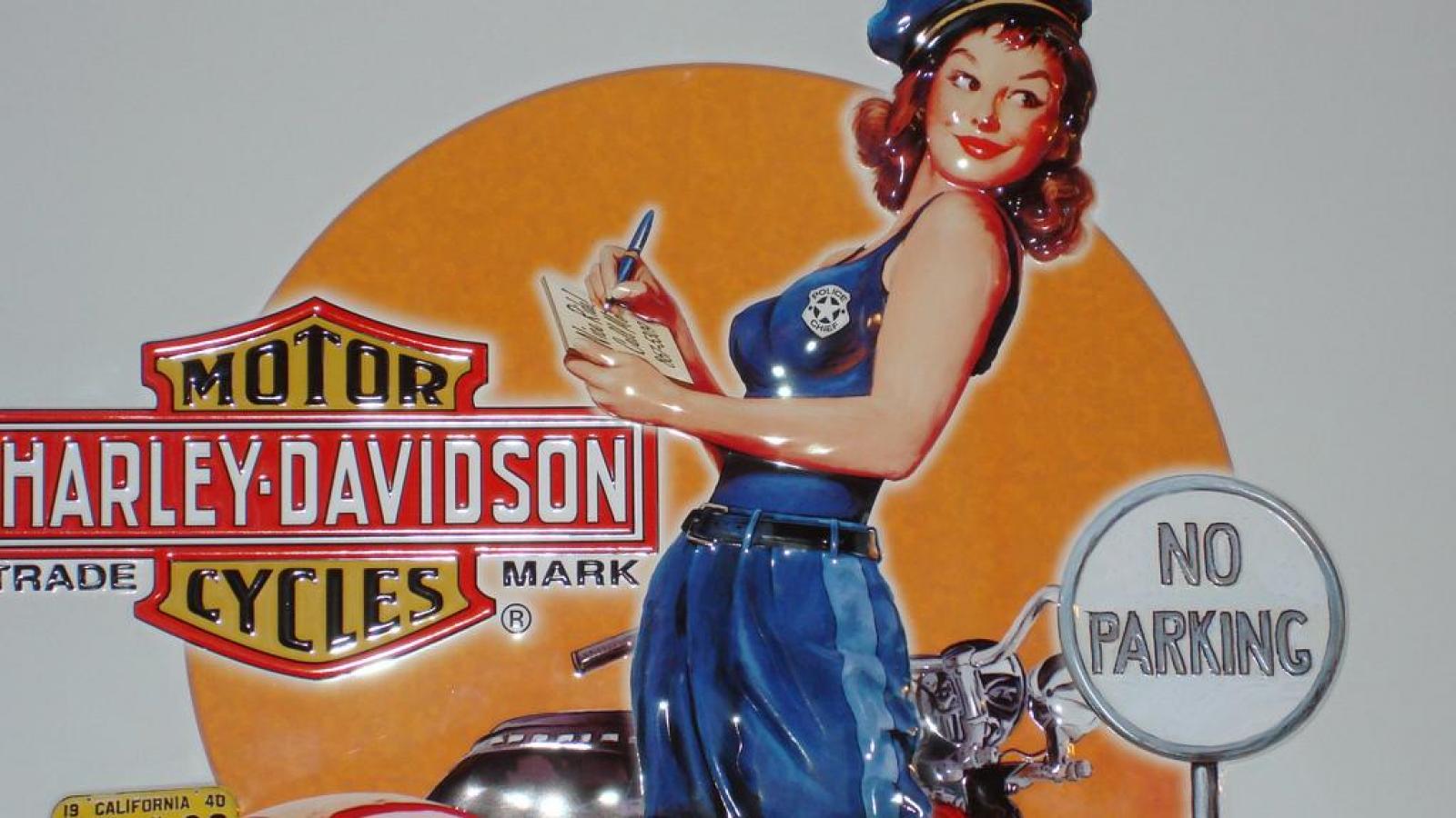 Harley Davidson Pin Up Wallpaper HD