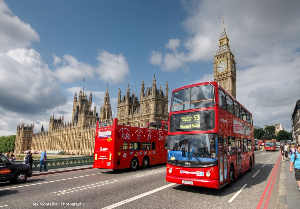 United Kingdom Buses HD Windows Wallpaper