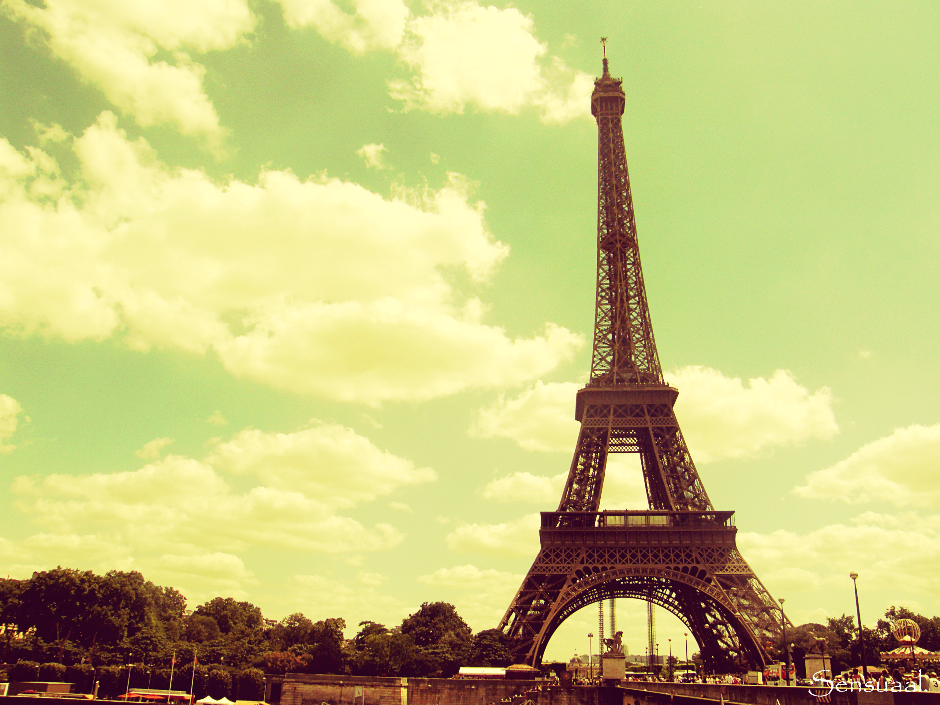 Beautiful Eiffel Tower Wallpaper And Image Pictures