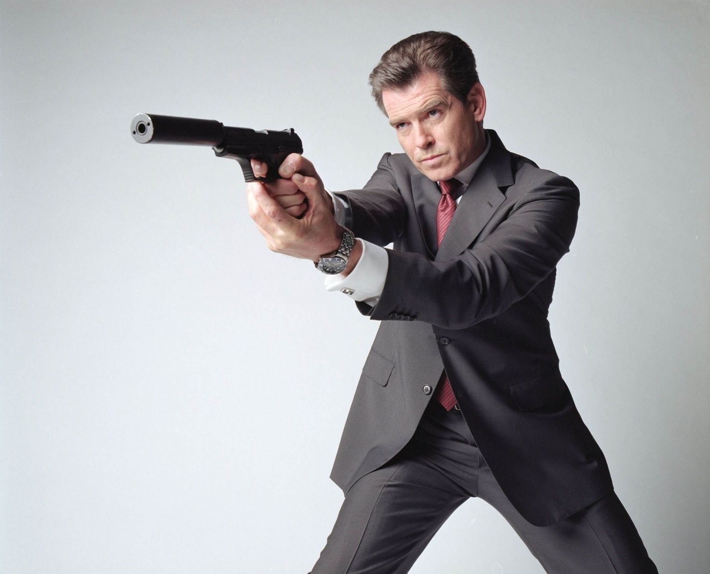 James Bond Suit Pierce Brosnan Fondos De Pantalla
