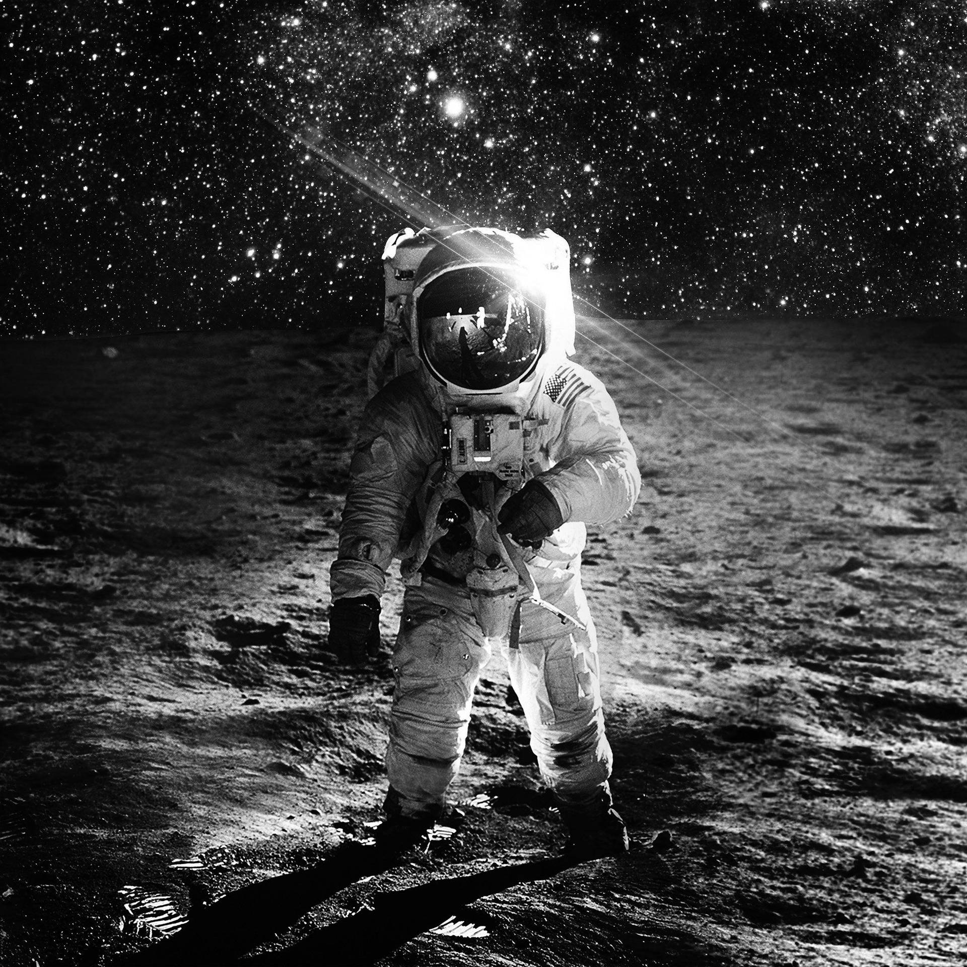 Astronaut Aesthetic Wallpaper
