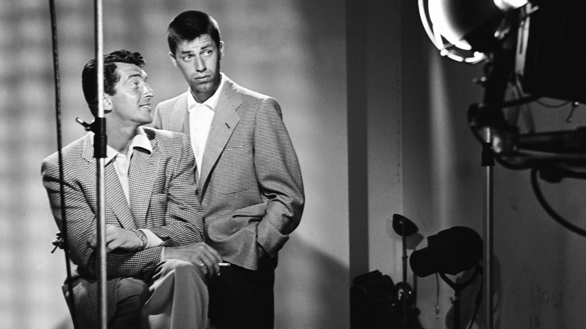 In Times Of Stress Dean Martin And Jerry Lewis Can Still Lighten