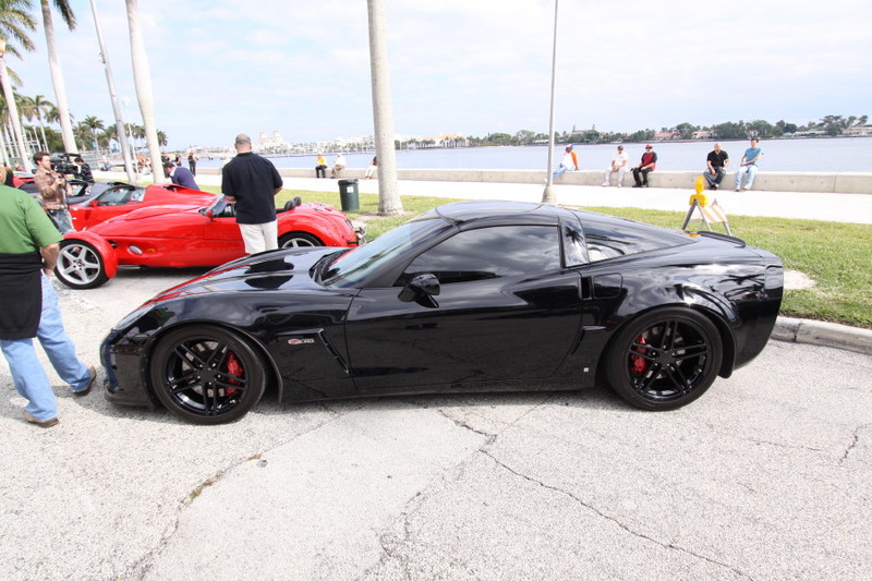 Black Corvette Z06