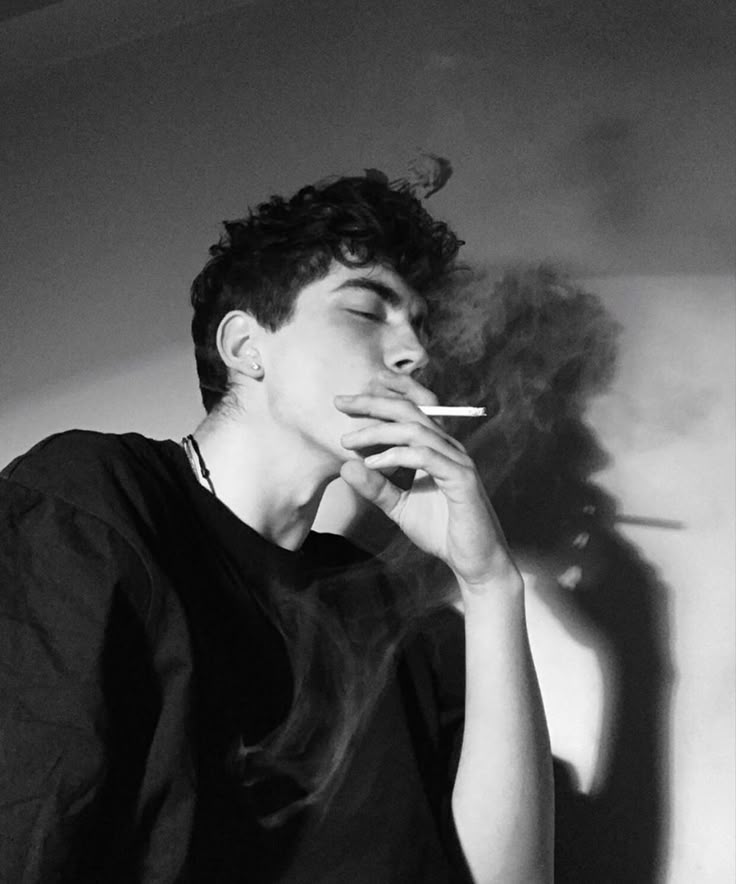 Smoking Wallpaper