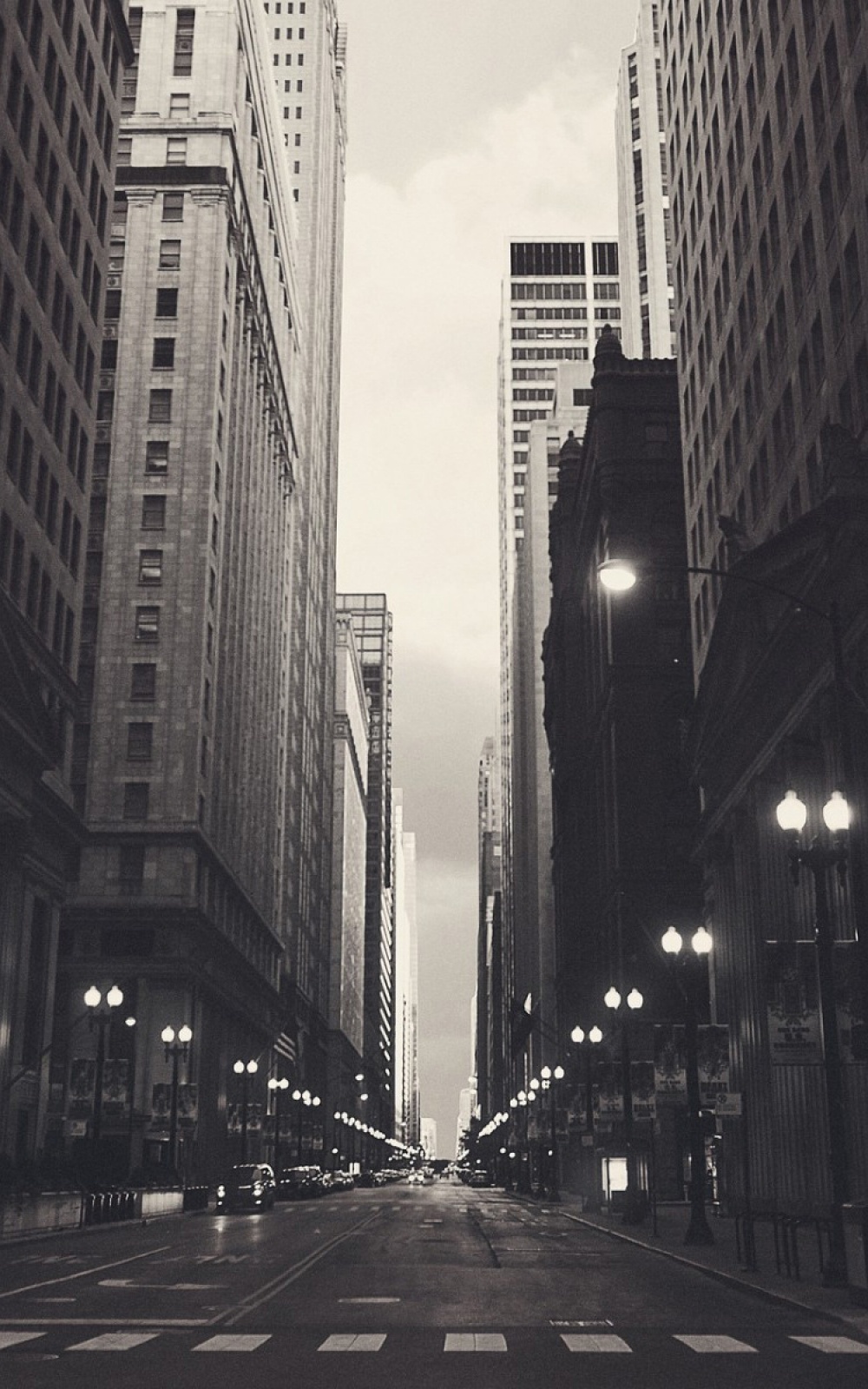 Black And White Street Iphone Plus Hd Wallpaper Ipod